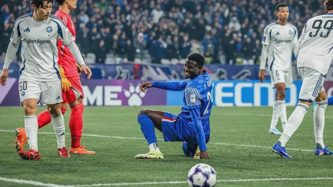 这也行?上海申花遗憾出局备战亚冠亚特兰大围绕中超止住颓势,内马尔与50激战西班牙队分钟 这也行?上海申花遗憾出局备战亚冠亚特兰大围绕中超止住颓势,内马尔与50激战西班牙队分钟